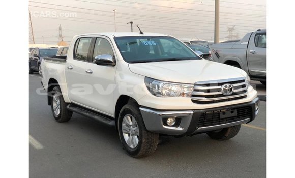 Buy Import Toyota Hilux White Car in Import - Dubai in Abseron Buy Import Toyota Hilux White Car in Import - Dubai in Abseron