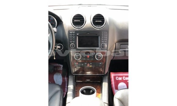 Buy Import Mercedes-Benz 190 Other Car in Import - Dubai in Abseron Buy Import Mercedes-Benz 190 Other Car in Import - Dubai in Abseron