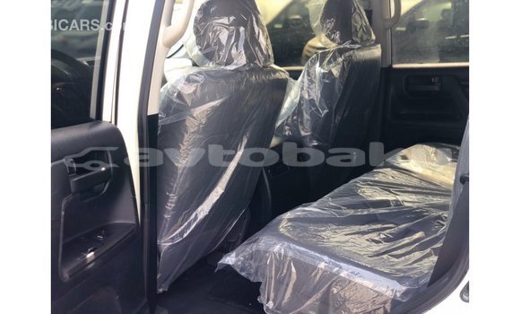 Buy Import Toyota Land Cruiser White Car in Import - Dubai in Abseron Buy Import Toyota Land Cruiser White Car in Import - Dubai in Abseron