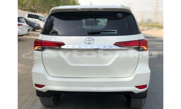 Buy Import Toyota Fortuner White Car in Import - Dubai in Abseron Buy Import Toyota Fortuner White Car in Import - Dubai in Abseron