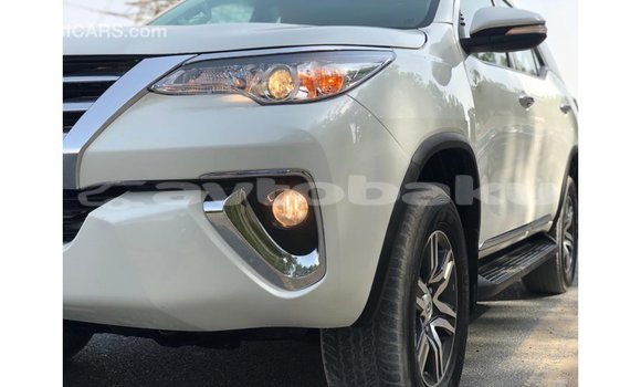 Buy Import Toyota Fortuner White Car in Import - Dubai in Abseron Buy Import Toyota Fortuner White Car in Import - Dubai in Abseron