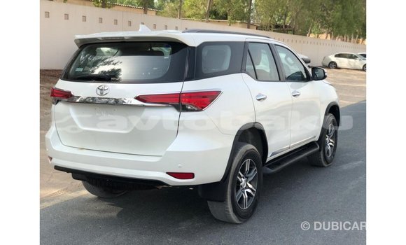 Buy Import Toyota Fortuner White Car in Import - Dubai in Abseron Buy Import Toyota Fortuner White Car in Import - Dubai in Abseron