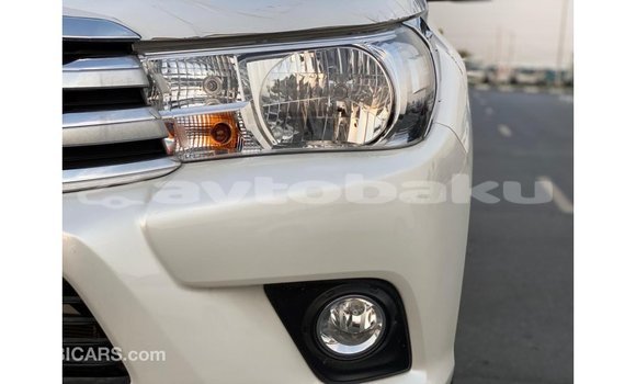 Buy Import Toyota Hilux White Car in Import - Dubai in Abseron Buy Import Toyota Hilux White Car in Import - Dubai in Abseron