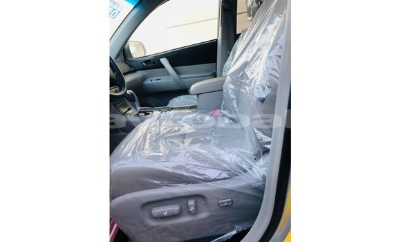 Buy Import Toyota Highlander Other Car in Import - Dubai in Abseron Buy Import Toyota Highlander Other Car in Import - Dubai in Abseron