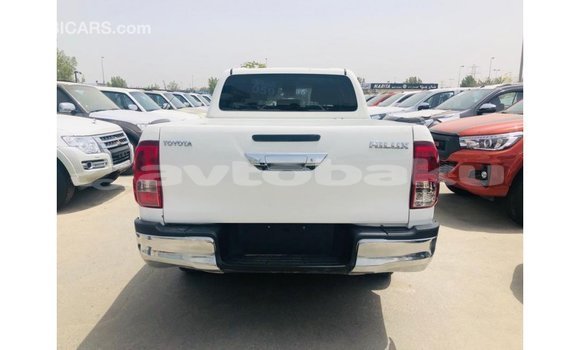 Buy Import Toyota Hilux White Car in Import - Dubai in Abseron Buy Import Toyota Hilux White Car in Import - Dubai in Abseron