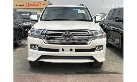 Buy Import Toyota Land Cruiser White Car in Import - Dubai in Abseron Buy Import Toyota Land Cruiser White Car in Import - Dubai in Abseron