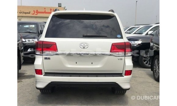Buy Import Toyota Land Cruiser White Car in Import - Dubai in Abseron Buy Import Toyota Land Cruiser White Car in Import - Dubai in Abseron