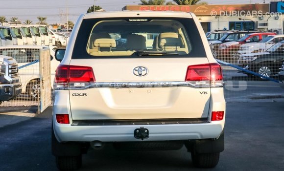Buy Import Toyota Land Cruiser White Car in Import - Dubai in Abseron Buy Import Toyota Land Cruiser White Car in Import - Dubai in Abseron