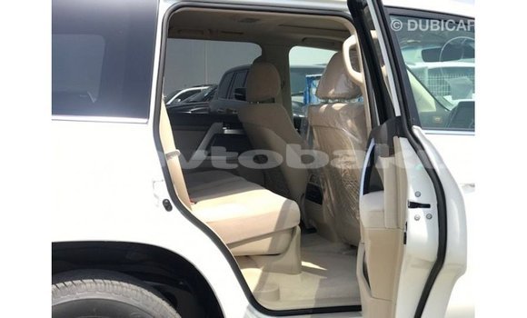 Buy Import Toyota Land Cruiser White Car in Import - Dubai in Abseron Buy Import Toyota Land Cruiser White Car in Import - Dubai in Abseron