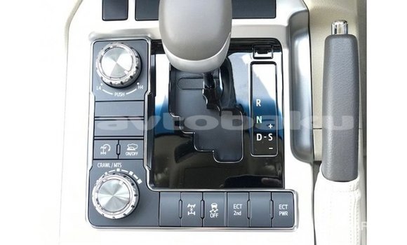 Buy Import Toyota Land Cruiser White Car in Import - Dubai in Abseron Buy Import Toyota Land Cruiser White Car in Import - Dubai in Abseron