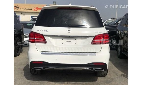 Buy Import Mercedes-Benz 190 White Car in Import - Dubai in Abseron Buy Import Mercedes-Benz 190 White Car in Import - Dubai in Abseron