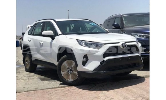 Buy Import Toyota 4Runner White Car in Import - Dubai in Abseron
