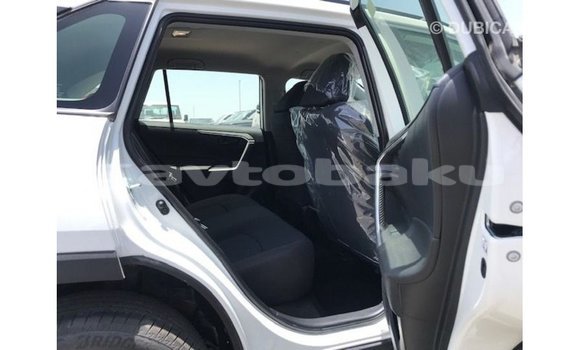 Buy Import Toyota 4Runner White Car in Import - Dubai in Abseron Buy Import Toyota 4Runner White Car in Import - Dubai in Abseron
