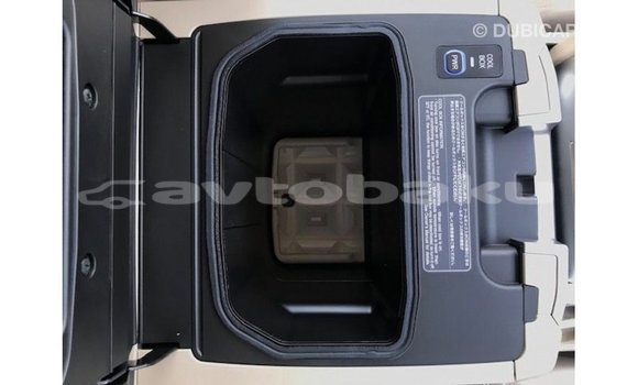 Buy Import Toyota Land Cruiser White Car in Import - Dubai in Abseron Buy Import Toyota Land Cruiser White Car in Import - Dubai in Abseron