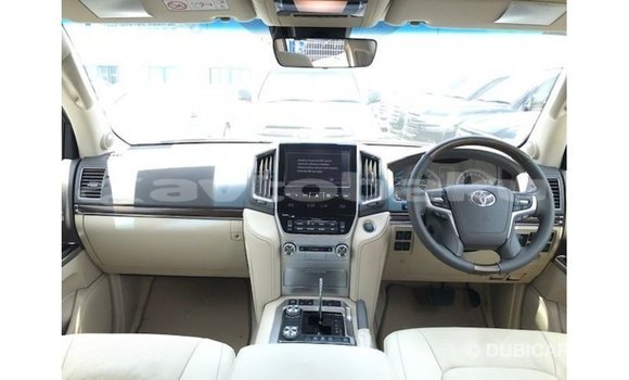 Buy Import Toyota Land Cruiser White Car in Import - Dubai in Abseron Buy Import Toyota Land Cruiser White Car in Import - Dubai in Abseron