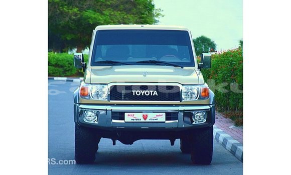 Buy Import Toyota Land Cruiser Beige Car in Import - Dubai in Abseron Buy Import Toyota Land Cruiser Beige Car in Import - Dubai in Abseron