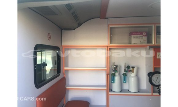 Buy Import Toyota Hiace White Car in Import - Dubai in Abseron Buy Import Toyota Hiace White Car in Import - Dubai in Abseron