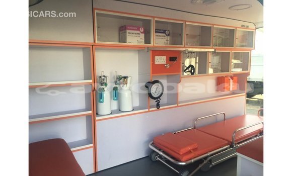 Buy Import Toyota Hiace White Car in Import - Dubai in Abseron Buy Import Toyota Hiace White Car in Import - Dubai in Abseron