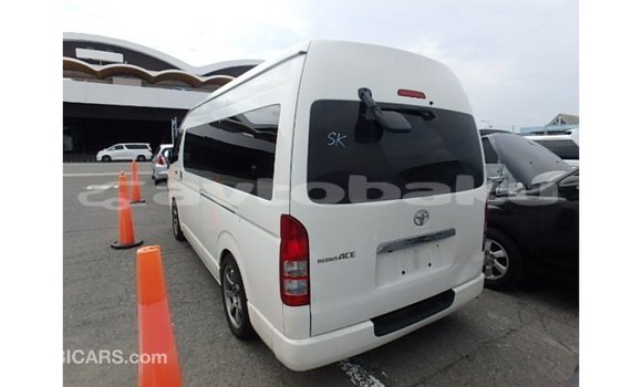 Buy Import Toyota Hiace White Car in Import - Dubai in Abseron Buy Import Toyota Hiace White Car in Import - Dubai in Abseron