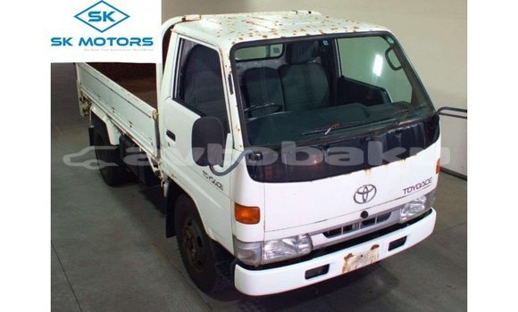 Buy Import Toyota Dyna White Car in Import - Dubai in Abseron