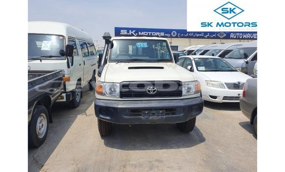 Buy Import Toyota Land Cruiser White Car in Import - Dubai in Abseron Buy Import Toyota Land Cruiser White Car in Import - Dubai in Abseron