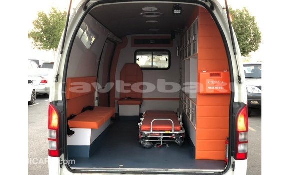 Buy Import Toyota Hiace White Car in Import - Dubai in Abseron Buy Import Toyota Hiace White Car in Import - Dubai in Abseron