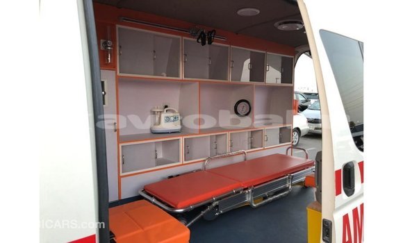 Buy Import Toyota Hiace White Car in Import - Dubai in Abseron Buy Import Toyota Hiace White Car in Import - Dubai in Abseron