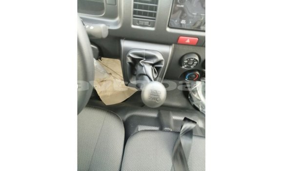 Buy Import Toyota Hiace White Car in Import - Dubai in Abseron Buy Import Toyota Hiace White Car in Import - Dubai in Abseron