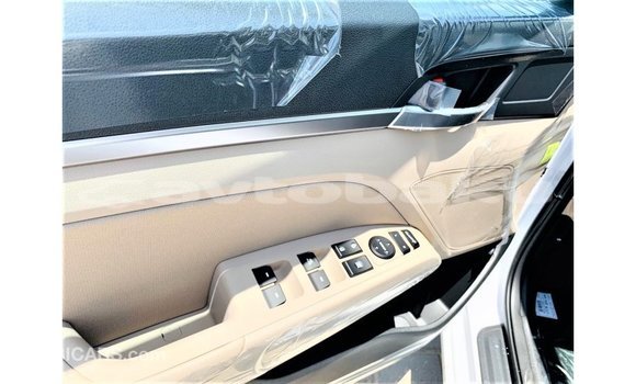 Buy Import Hyundai Elantra White Car in Import - Dubai in Abseron Buy Import Hyundai Elantra White Car in Import - Dubai in Abseron