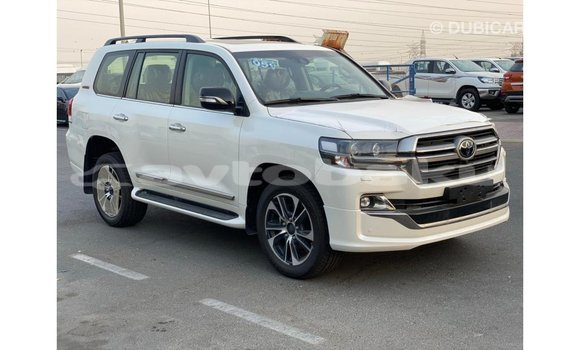 Buy Import Toyota Land Cruiser White Car in Import - Dubai in Abseron Buy Import Toyota Land Cruiser White Car in Import - Dubai in Abseron