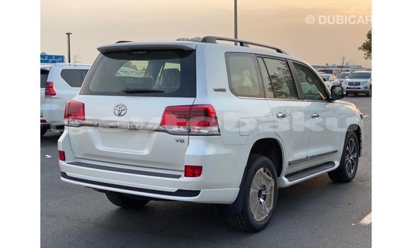 Buy Import Toyota Land Cruiser White Car in Import - Dubai in Abseron Buy Import Toyota Land Cruiser White Car in Import - Dubai in Abseron