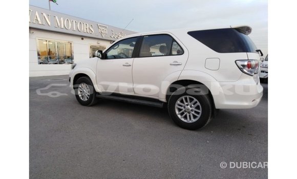 Buy Import Toyota Fortuner White Car in Import - Dubai in Abseron Buy Import Toyota Fortuner White Car in Import - Dubai in Abseron