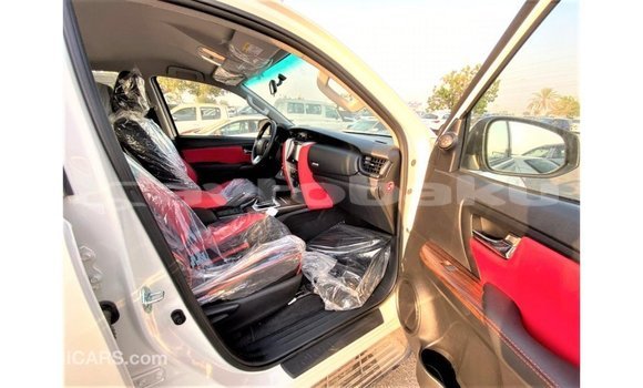 Buy Import Toyota Fortuner White Car in Import - Dubai in Abseron Buy Import Toyota Fortuner White Car in Import - Dubai in Abseron