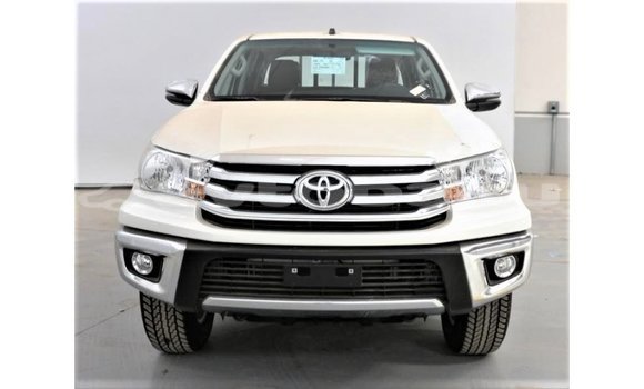 Buy Import Toyota Hilux White Car in Import - Dubai in Abseron Buy Import Toyota Hilux White Car in Import - Dubai in Abseron