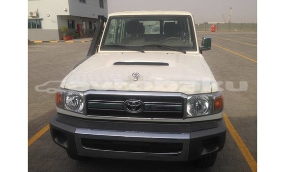 Buy Import Toyota Land Cruiser White Car in Import - Dubai in Abseron Buy Import Toyota Land Cruiser White Car in Import - Dubai in Abseron