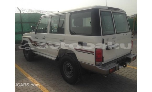 Buy Import Toyota Land Cruiser White Car in Import - Dubai in Abseron Buy Import Toyota Land Cruiser White Car in Import - Dubai in Abseron