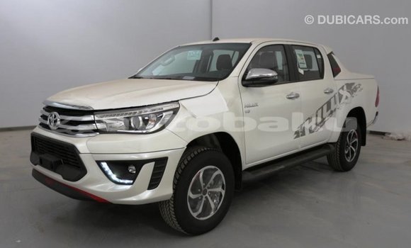 Buy Import Toyota Hilux White Car in Import - Dubai in Abseron Buy Import Toyota Hilux White Car in Import - Dubai in Abseron
