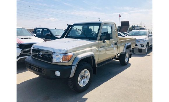 Buy Import Toyota Land Cruiser Beige Car in Import - Dubai in Abseron Buy Import Toyota Land Cruiser Beige Car in Import - Dubai in Abseron