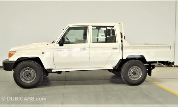 Buy Import Toyota Land Cruiser White Car in Import - Dubai in Abseron Buy Import Toyota Land Cruiser White Car in Import - Dubai in Abseron