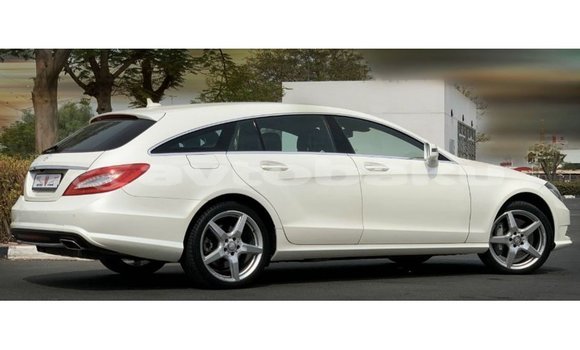 Buy Import Mercedes-Benz 190 White Car in Import - Dubai in Abseron Buy Import Mercedes-Benz 190 White Car in Import - Dubai in Abseron