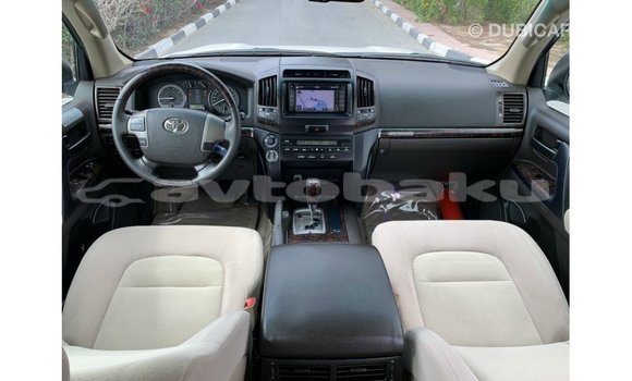 Buy Import Toyota Land Cruiser White Car in Import - Dubai in Abseron Buy Import Toyota Land Cruiser White Car in Import - Dubai in Abseron