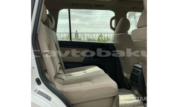 Buy Import Toyota Land Cruiser White Car in Import - Dubai in Abseron Buy Import Toyota Land Cruiser White Car in Import - Dubai in Abseron