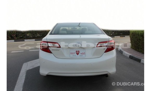 Buy Import Toyota Camry White Car in Import - Dubai in Abseron Buy Import Toyota Camry White Car in Import - Dubai in Abseron