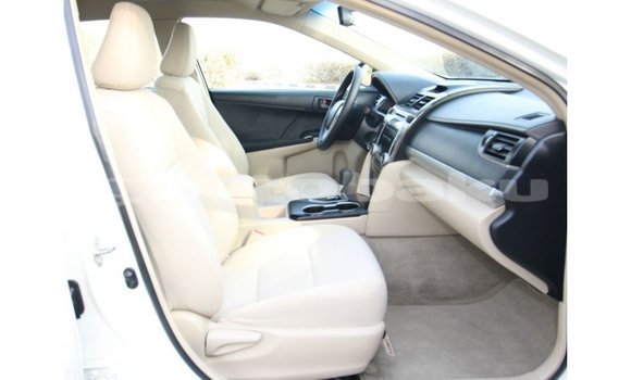 Buy Import Toyota Camry White Car in Import - Dubai in Abseron Buy Import Toyota Camry White Car in Import - Dubai in Abseron