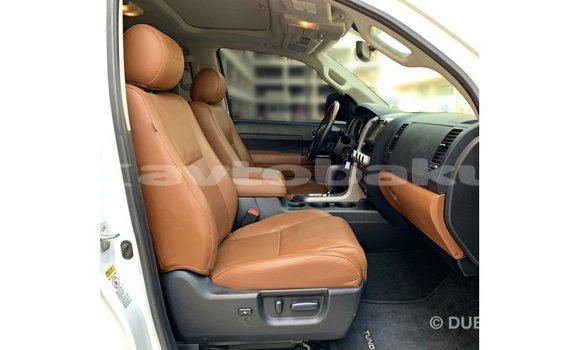 Buy Import Toyota Tundra White Car in Import - Dubai in Abseron Buy Import Toyota Tundra White Car in Import - Dubai in Abseron