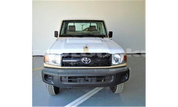 Buy Import Toyota Land Cruiser Beige Car in Import - Dubai in Abseron Buy Import Toyota Land Cruiser Beige Car in Import - Dubai in Abseron
