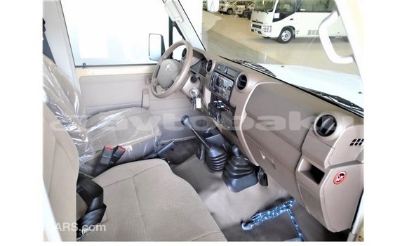 Buy Import Toyota Land Cruiser Beige Car in Import - Dubai in Abseron Buy Import Toyota Land Cruiser Beige Car in Import - Dubai in Abseron