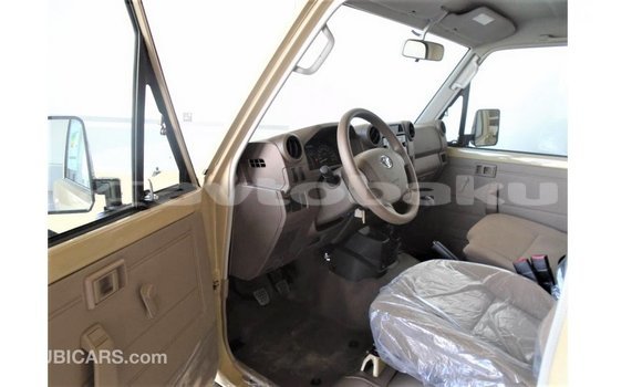 Buy Import Toyota Land Cruiser Beige Car in Import - Dubai in Abseron Buy Import Toyota Land Cruiser Beige Car in Import - Dubai in Abseron