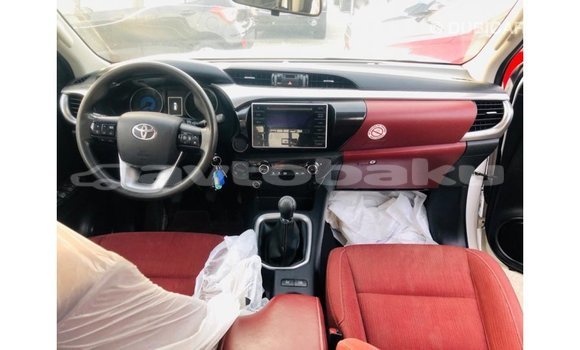 Buy Import Toyota Hilux White Car in Import - Dubai in Abseron Buy Import Toyota Hilux White Car in Import - Dubai in Abseron