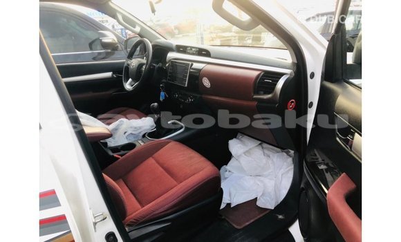 Buy Import Toyota Hilux White Car in Import - Dubai in Abseron Buy Import Toyota Hilux White Car in Import - Dubai in Abseron